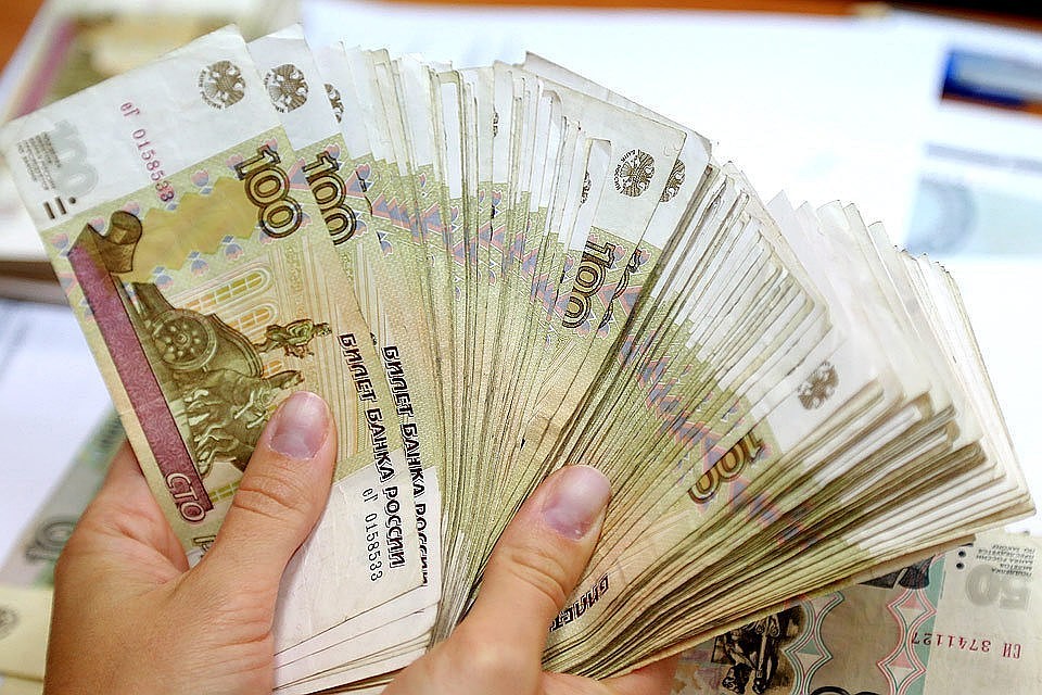По данным чиновников, подорожал хлеб, молоко и рыба.