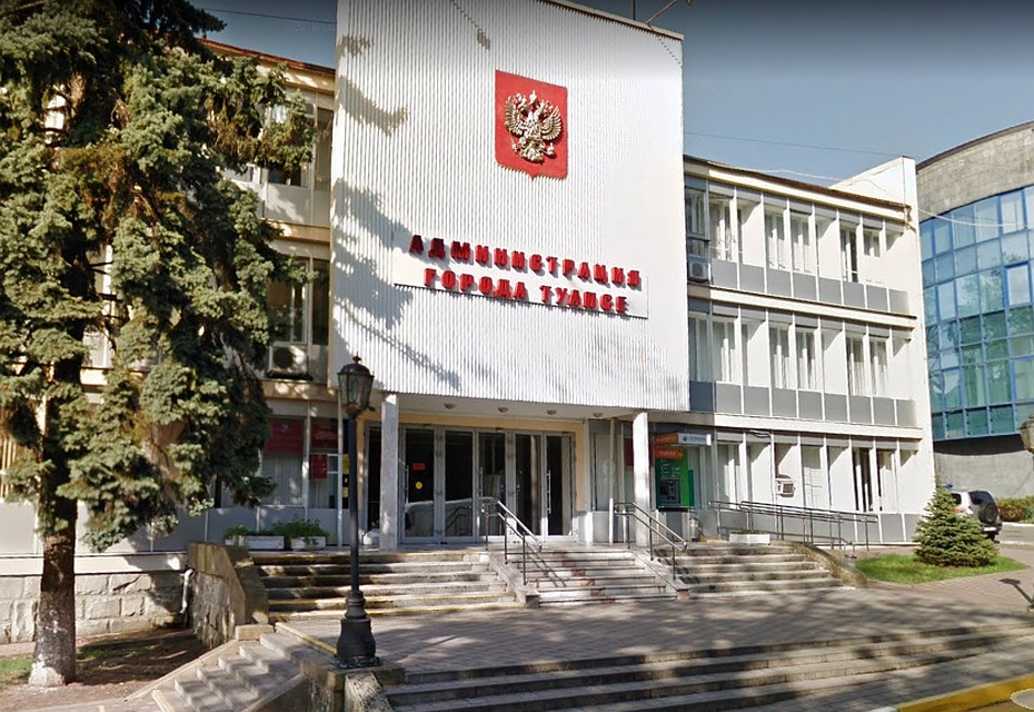 Деньги чиновники администрации хотели поделить между собой.