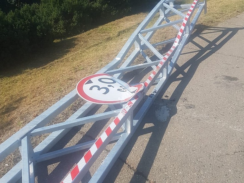 Рамы снесли через сутки действия запрета. Фото: администрация Краснодара