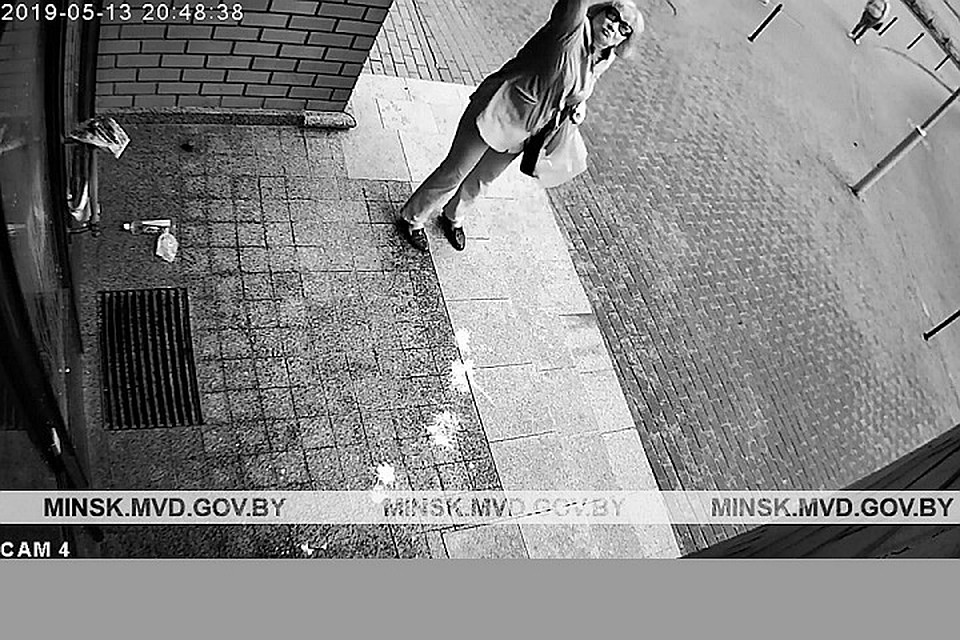 Минчанка сказала, что испортила здание из-за неприязни к церкви. Фото: ГУВД Мингорисполкома.