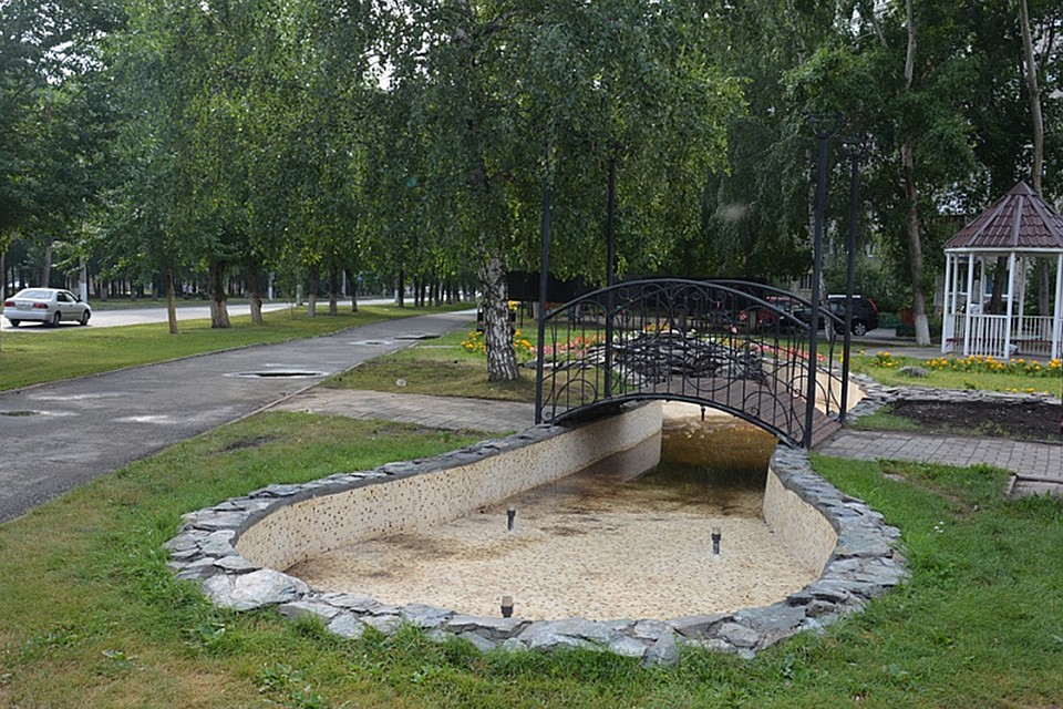 Фонтан на улице Шукшина