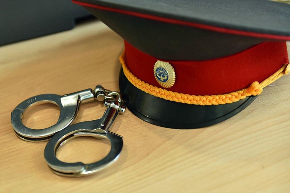 На Браславщине поймали лжемилиционера – он пил вино на улице. Фото носит иллюстративный характер.