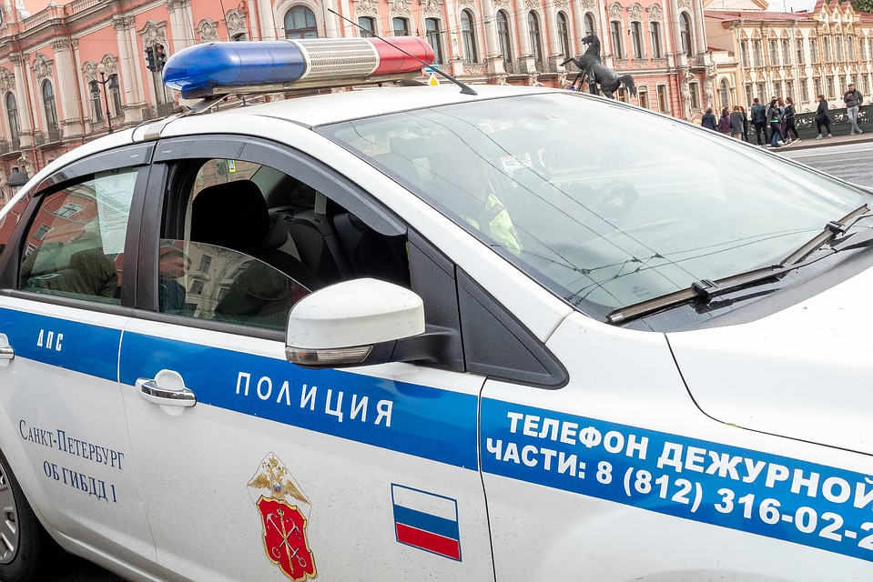 В аварии разбирается ГИБДД