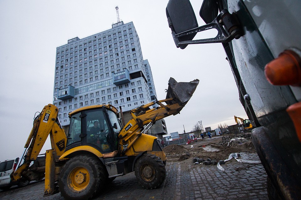 Первостепенной задачей является благоустройство территории, прилегающей к Дому Советов.