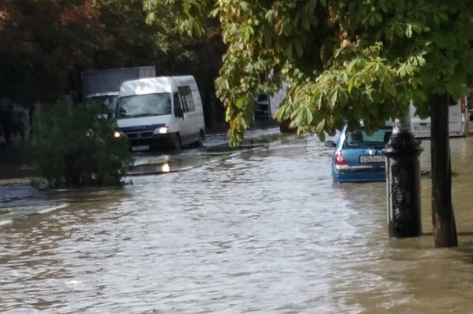 В городе настоящий потоп. Фото: ПОДСЛУШАНО | КЕРЧЬ/VK