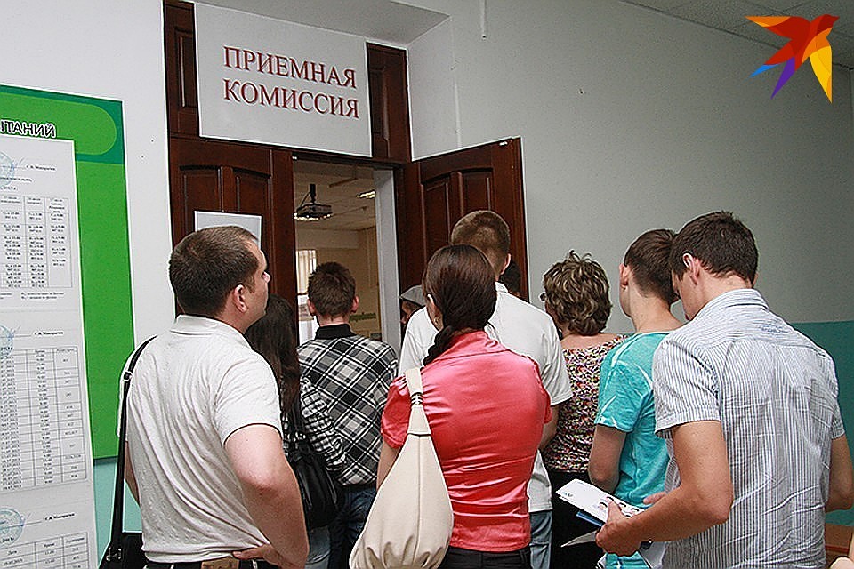 Списки поступающих в вузы опубликованы на сайтах учебных учреждений