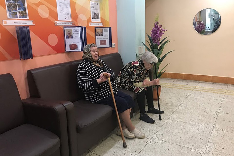 В пансионате на Минской, 86 проживает 109 человек. Пожилые попадают туда по разным причинам