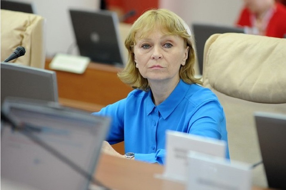 Как заявила министр здравоохранения РМ Алла Немеренко, "при вступлении в должность, кандидаты на пост директоров больниц должны будут заполнить декларацию о неподкупности, декларацию о родстве" и другие документы. Фото: Moldpres