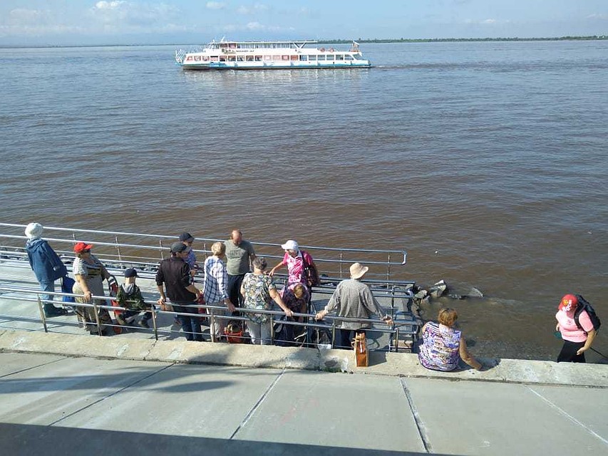 Движение судов прекращено в связи с продолжающимся подъемом уровня воды в Амуре