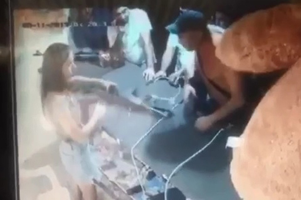 Драка в тире Анапы попала на видео