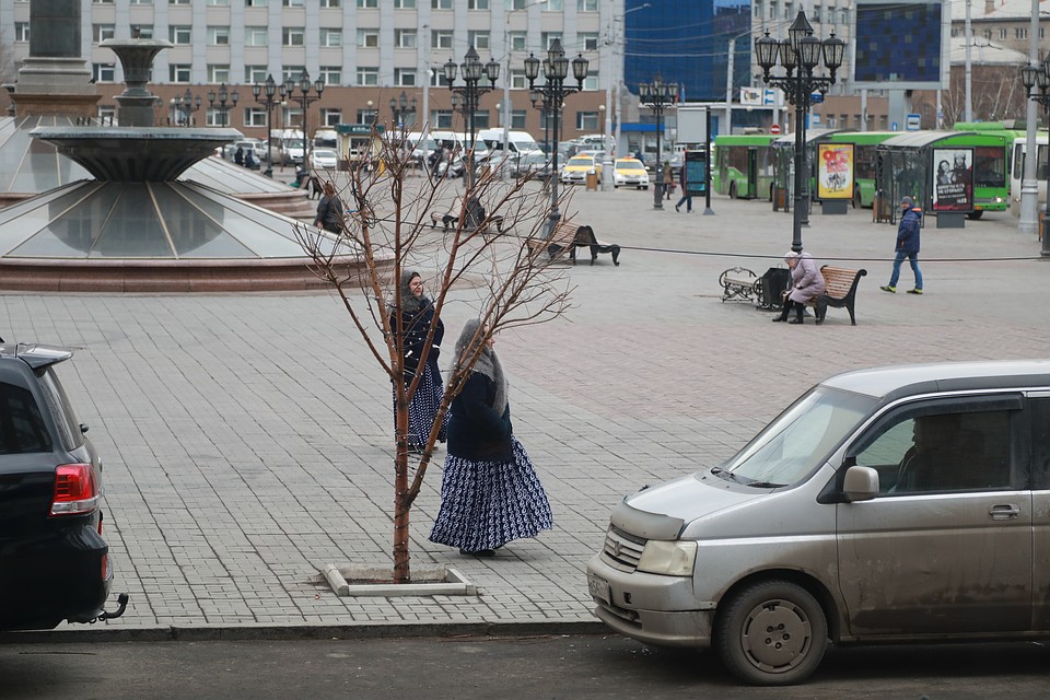 В Красноярске цыганки массово регистрировали в ЗАГСе несуществующих детей для получения маткапитала