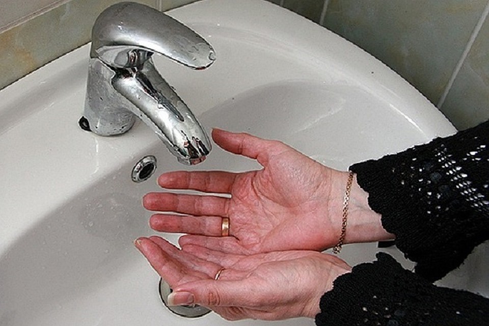 Воду отключат с 9.00 16 августа.