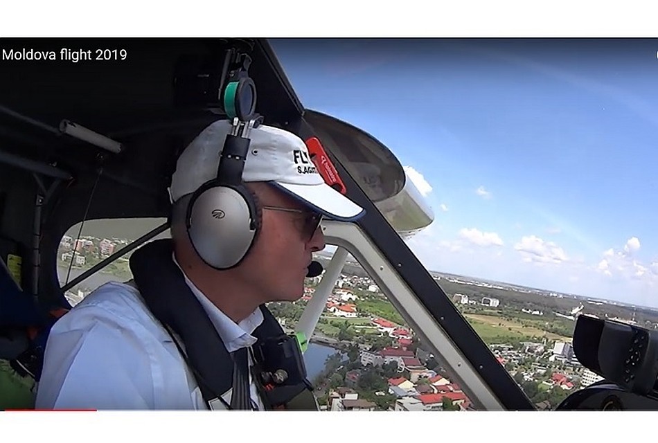 Нуччо Каристиа прилетал в Молдову на личном самолете. Фото: скриншот видео