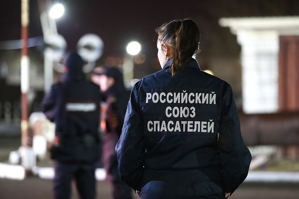 Спасатели вынесли на руках со второго Столба упавшую с высоты 15 метров туристку