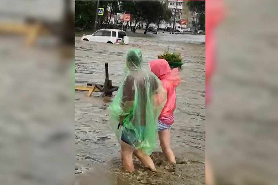 Кадры затопленной Славянки