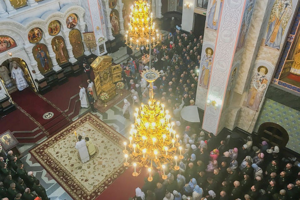 Икона будет перемещаться по воинским частям и гарнизонам ЦВО до октября Фото: пресс-служба ЦВО