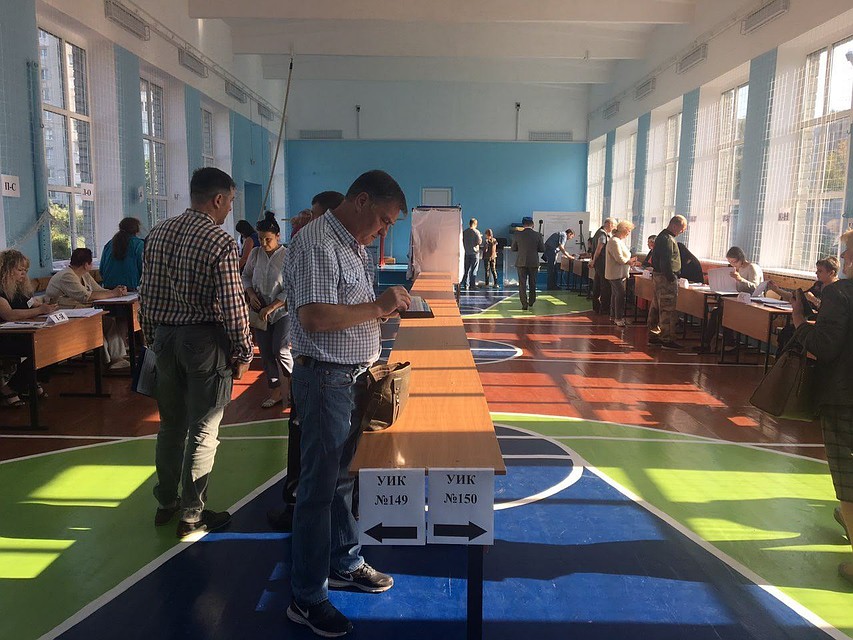 В Брянске выбирают не только депутатов, но и общественные территории, которые будут ремонтировать в следующем году.