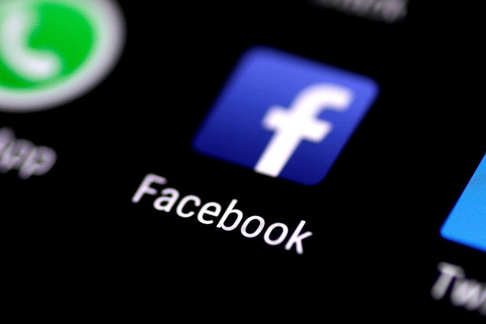 "Имеем дело с двойными стандартами": Жаров прокомментировал позицию Facebook по политической рекламе