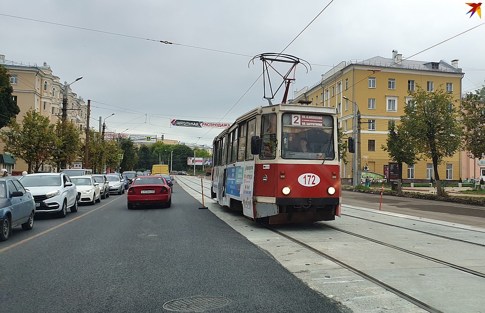 В Смоленске подешевел проезд в общественном транспорте.
