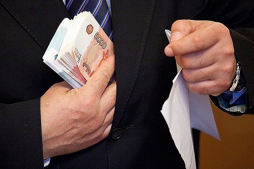 Гендиректор задолжал работнику 150 тысяч рублей