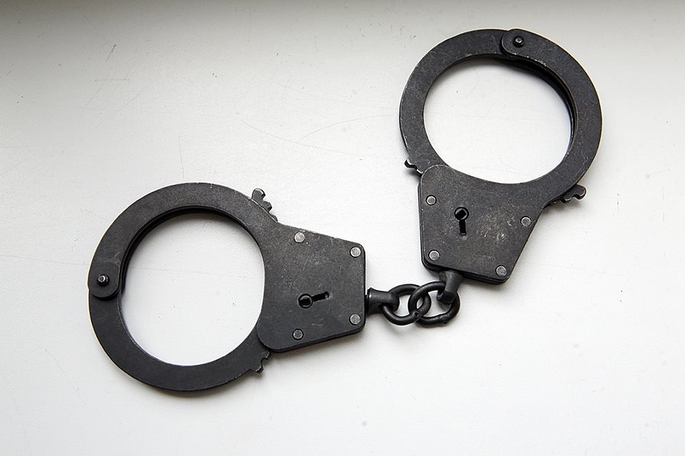 В отношении 23-летнего милиционера, ударившего своего коллегу, возбуждено уголовное дело