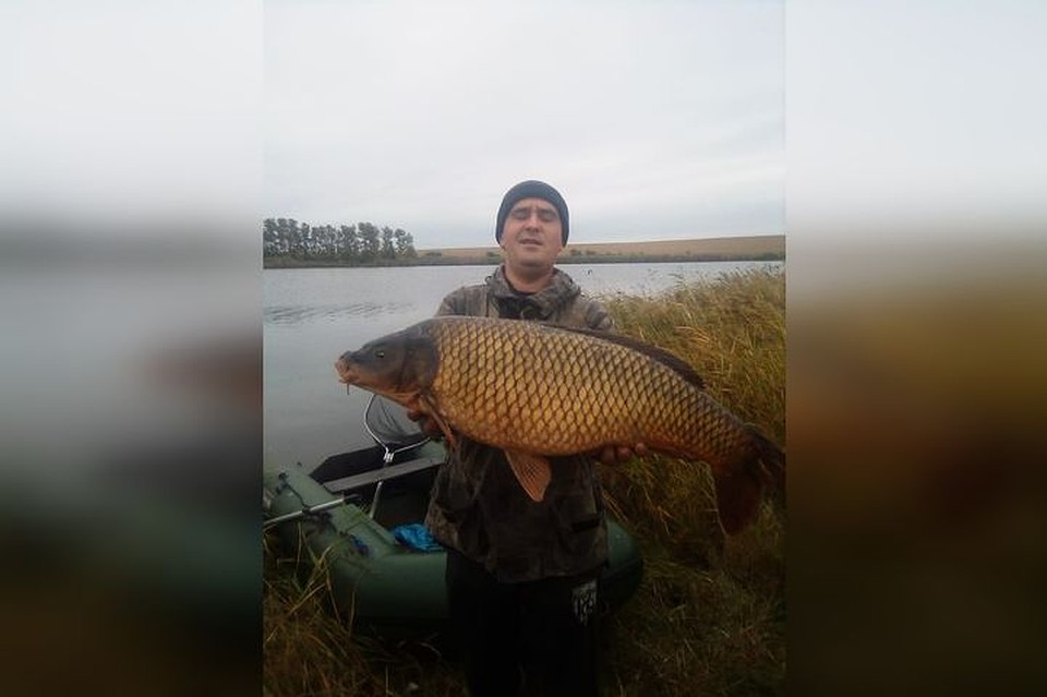 Сибиряк поймал сазана весом почти в 15 с половиной килограмм. Фото: "Рыбалка в Новосибирске"