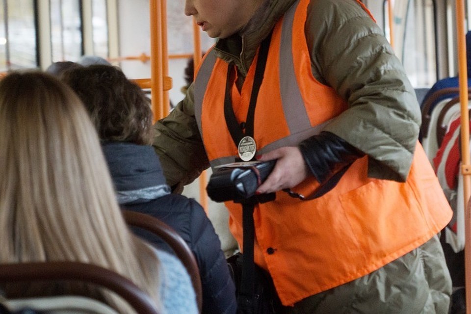 Поведение женщины-кондуктора осудили, казанцы даже попросили ее наказать.