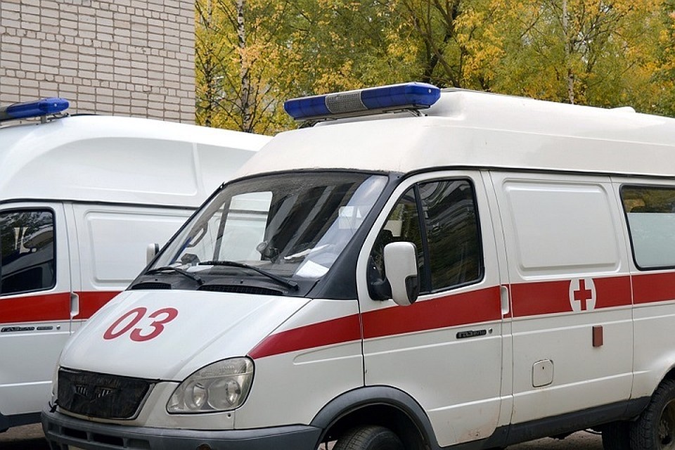 По уточненным данным, погиб водитель автобуса. Ранее сообщалось о девяти пострадавших. По факту ведется досудебное расследование.
