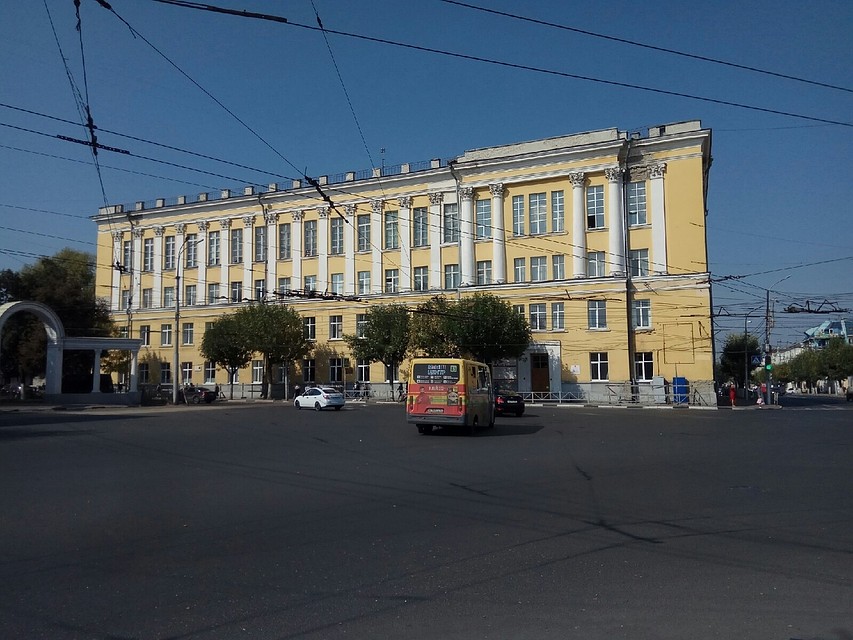 Состояние вузовского здания - это проблема, но, судя по всему, не ключевая в истории с закрытием филиала.