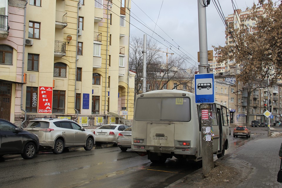 Неужели все маршрутчики действительно хотят разом не выйти в город?