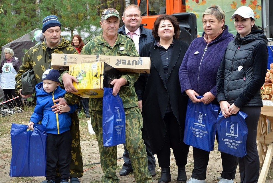 Без подарка не ушел никто. Фото: сайт ИД "Пресса".