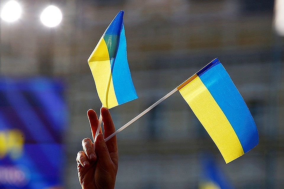 В июле украинцы попросили президента восстановить движение общественного транспорта в Крым
