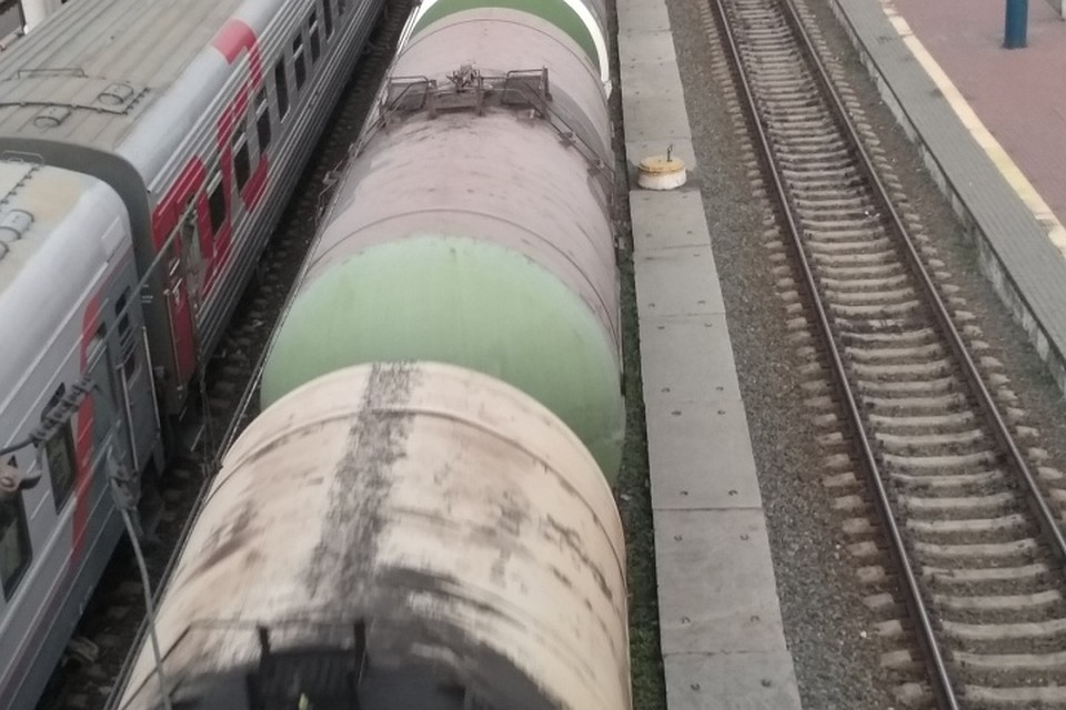 В Кузбассе начальника вагонного депо подозревают в получении взятки в 120 тысяч рублей
