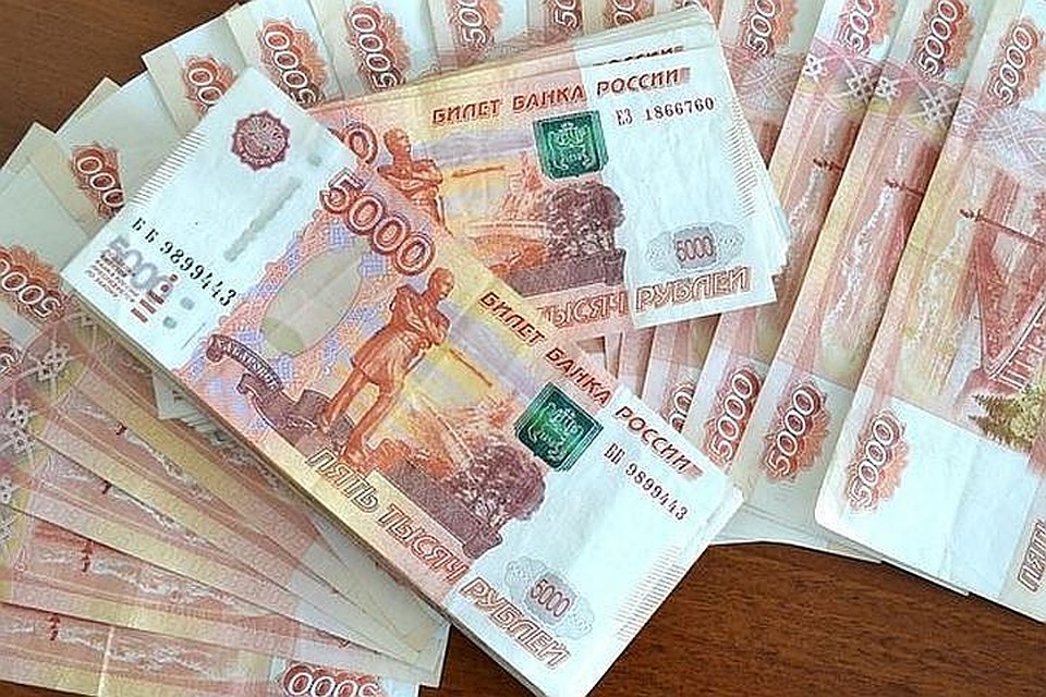 За махинации на миллиард рублей с лишним житель Петербурга получил пять лет условно.