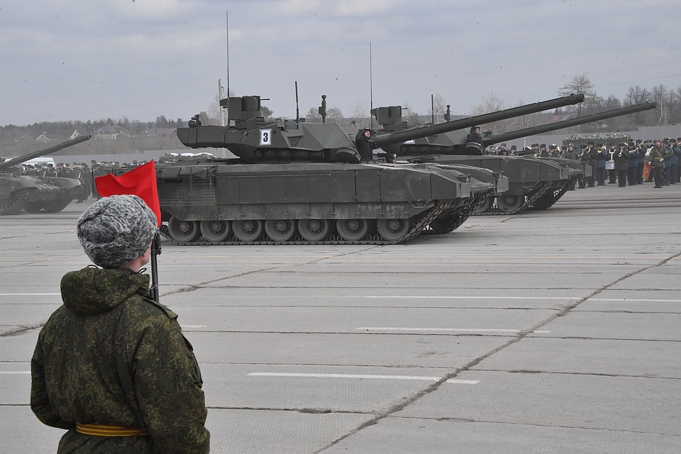 Российский танк "Армата"