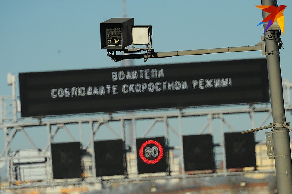По словам губернатора, аварии происходят не из-за плохих дорог.
