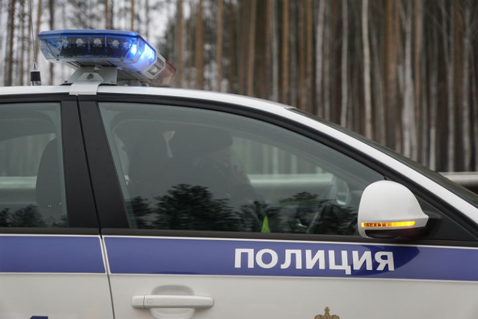На месте происшествия работают усиленные наряды полиции