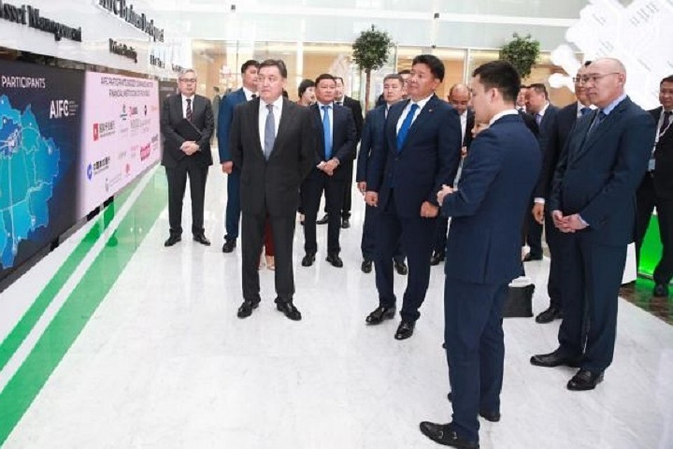 В рамках форума представители деловых кругов Казахстана и Монголии в присутствии Глав Правительств двух стран подписали 8 документов.
