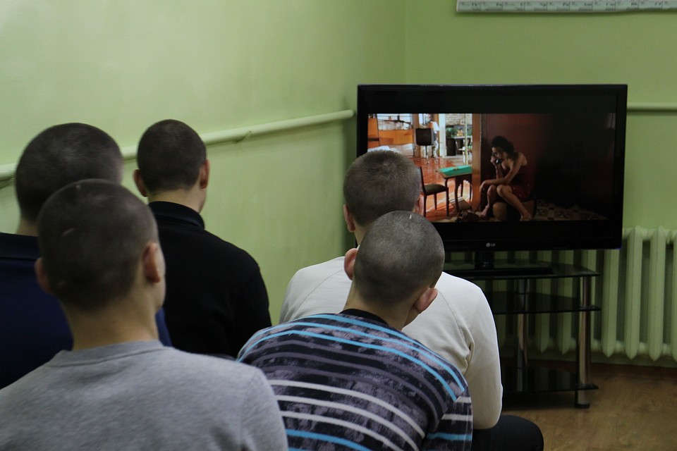 В СИЗО поубавилось несовершеннолетних преступников.
