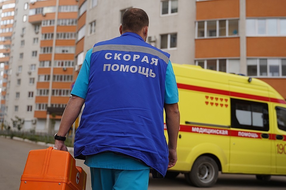 В аварии с грузовиком в Челябинске пострадали несколько человек