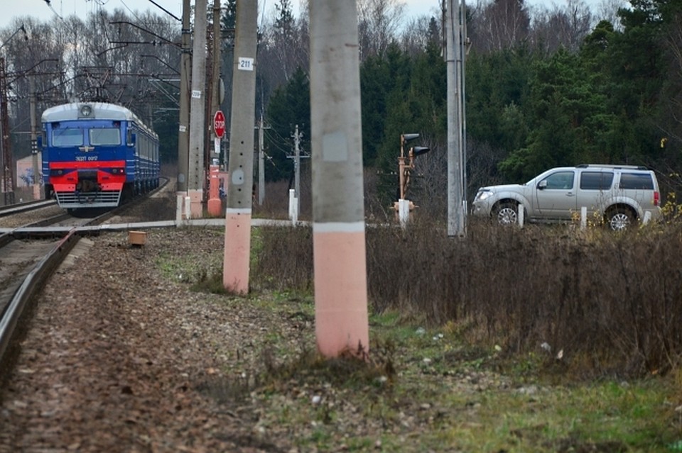 В Биробиджане 17 октября застопорится движение на железнодорожном переезде