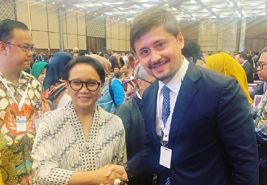 Председатель Фонда «I am FUTURE» Ион Винага посетил выставку «Trade Expo Indonesia 2019», которая проходит в Джакарте