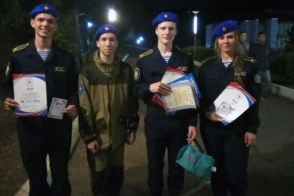 Ребята возвращаются с Дальнего Востока с васильковыми беретами. Молодцы! Так держать! Фото: Из личного архива Алексея Чуфырева