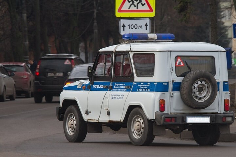 Сейчас полицейские опрашивают родителей, в том числе тех, кто распространил информацию