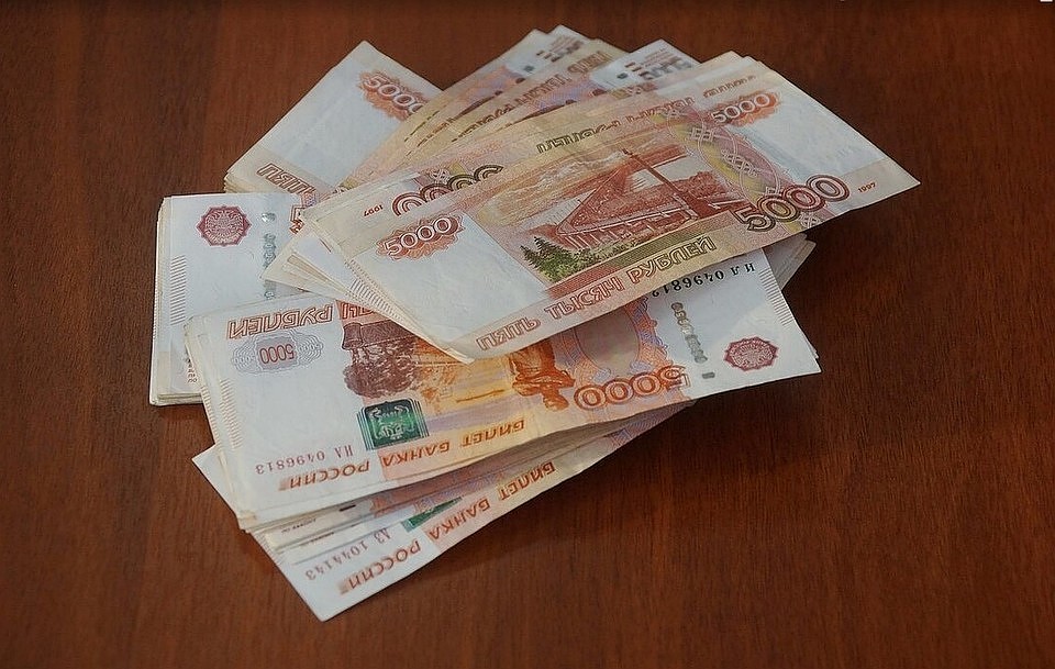 Бывшие сотрудники налоговой службы похитили из федерального бюджета 9 млн рублей