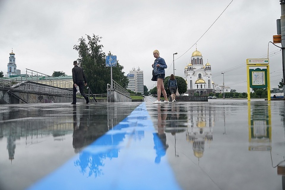 Ближайшие дни в Екатеринбурге будет дождливо, но тепло, так что зимние вещи надевать еще рановато