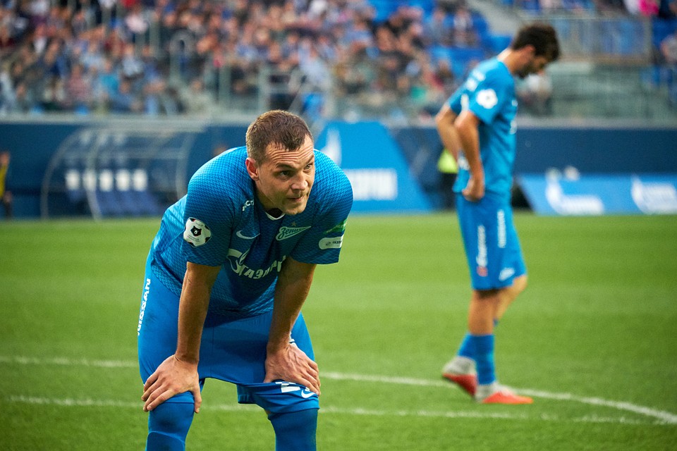 Один из мячей в ворота соперников отправил Артем Дзюба.