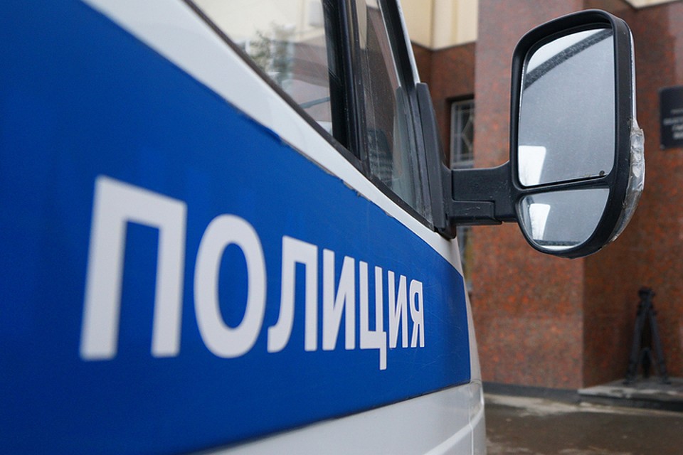 В среду, 16 октября, в Подмосковье предприниматель во время секса задушил молодую девушку и пытался закопать ее труп в лесу.