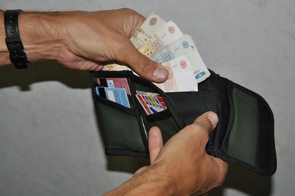 Жители Молдовы стали брать больше кредитов и больше инвестировать, чем тратить на потребление
