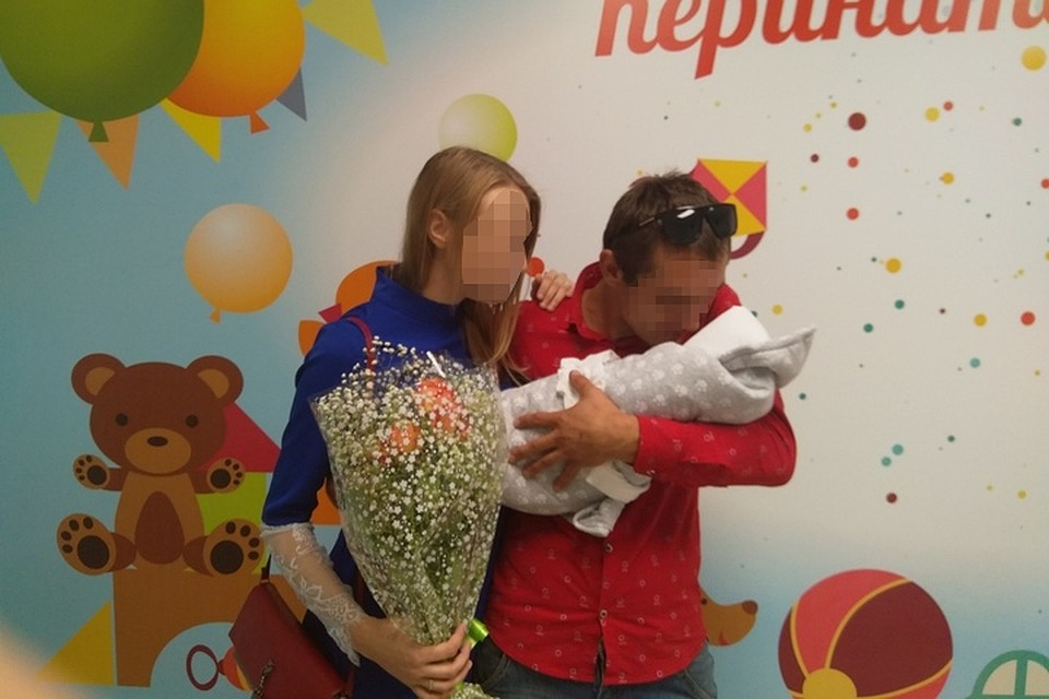 Полтора года назад у молодоженов родился ребенок